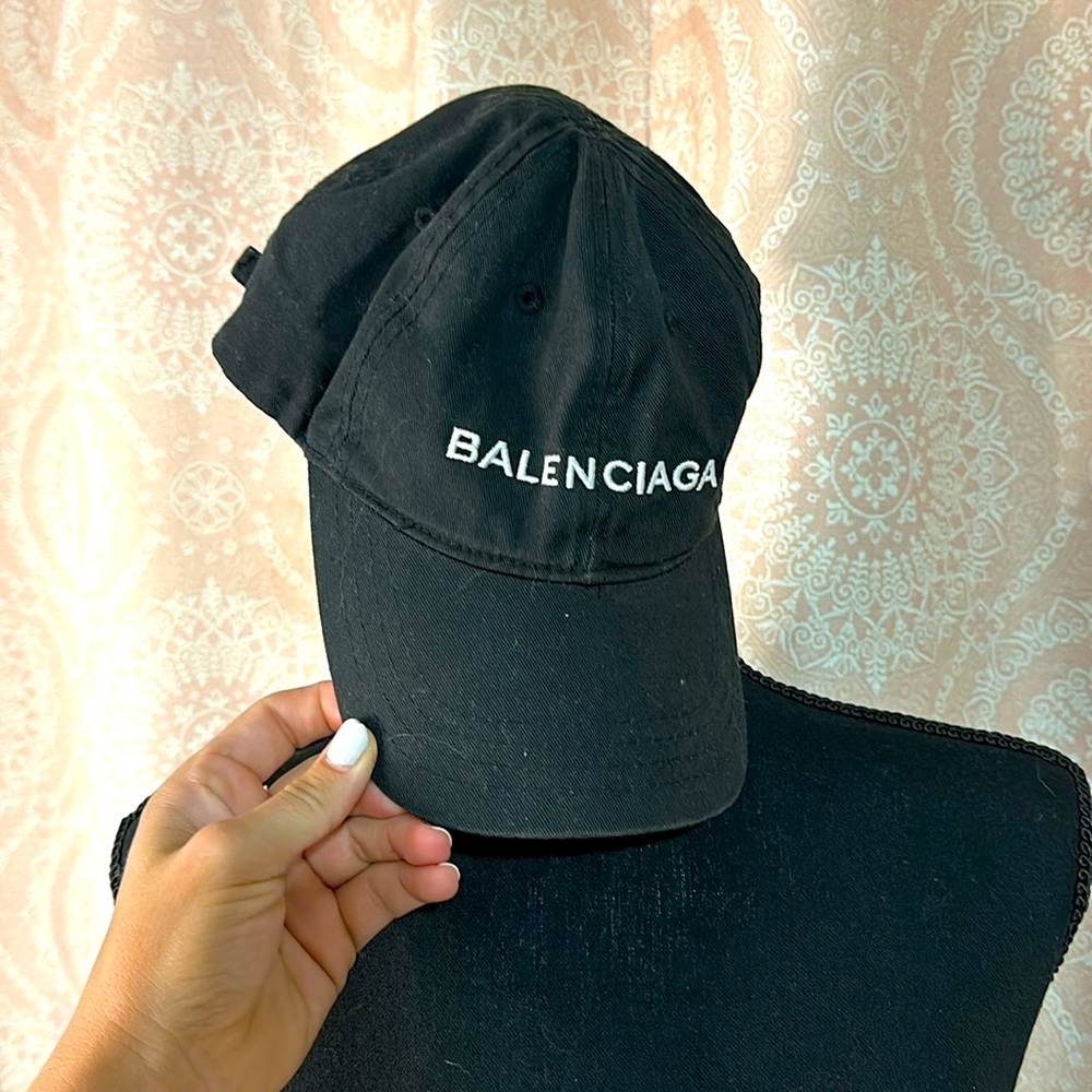 BALENCIAGA ball cap unisex